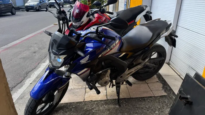 Cb 250 Twister 2022 - financiamento em 48x e cartão 18x