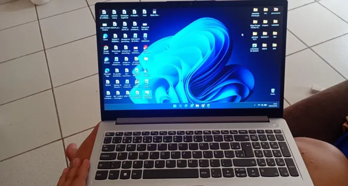 Notebook para estudar ou escritório muito bom ACEITO CARTÃO 