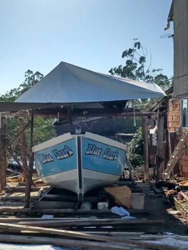 VENDO Barco de todo de FIBRA