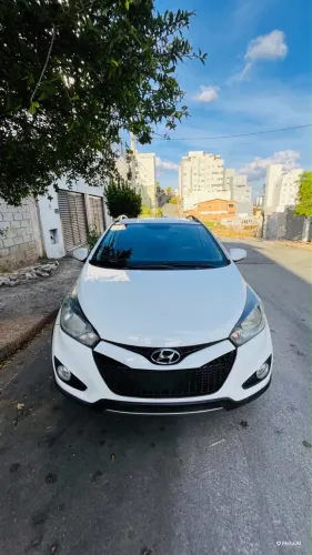 Hyundai HB20X Premium 1.6 Flex 16V Aut. 2014