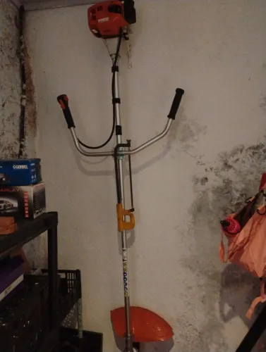 Máquina de cortar jadim