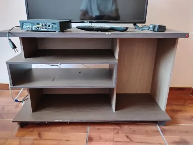 Mesa para televisão