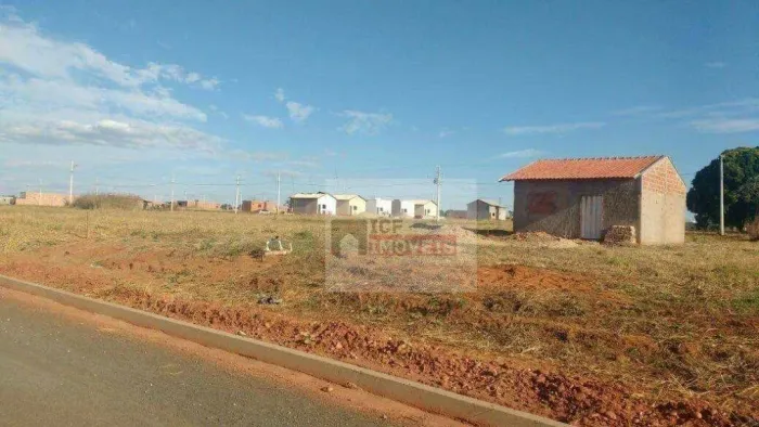 Terreno à venda, 630,00 m² por R$ 400.000 - Jardim Santa Lucia - Paranaíba/MS