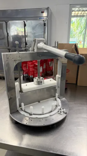 Cortador guilhotina para tortas e bolos