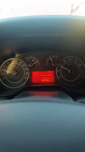 Fiat Linea 1.9/ HLX 1.9/ 1.8 Flex 16V 4P 2011