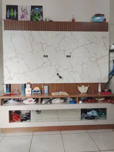 Vende se painel impecável.. suporta tv até 65polegadas