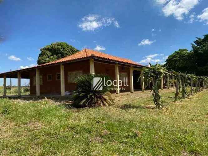 Sítio com 4 dormitórios à venda, 242000 m² por R$ 3.300.000,00 - ... - Auriflama/SP