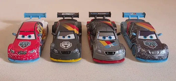 Carrinhos Disney Pixar