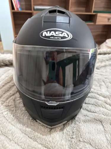 Capacete nasa 56 sem uso