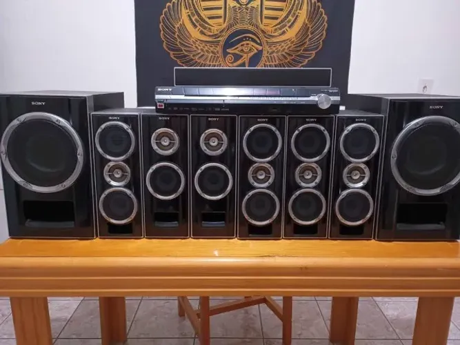 Home Theater Sony DAV DZ77T