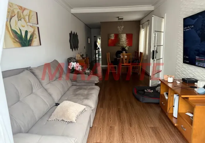 Sobrado de 160m² com 3 quartos em Tremembe