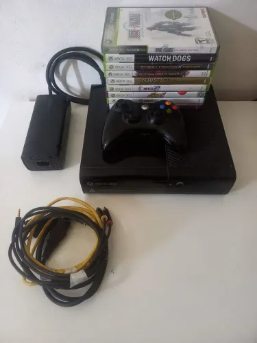 Xbox 360 Super Slim