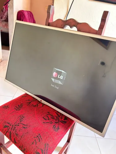 Vendo TV LG