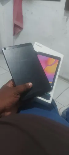 Tab A 32gigas não pega chip