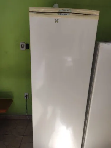 Refrigerador Eletrolux 360 Litros