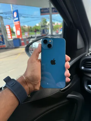 iPhone 13 