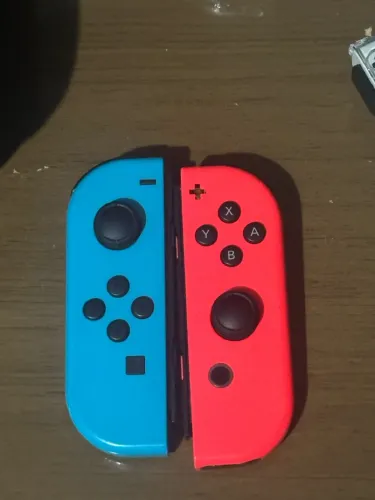 Joycon Nintendo Switch Esquerdo (direito vai de brinde)