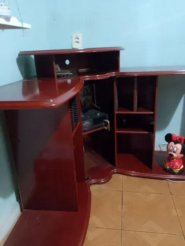 Rack Mogno Usado Bom Estado