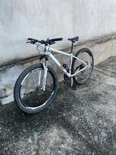 Vendo ou troco bicicleta por algo do meu interesse