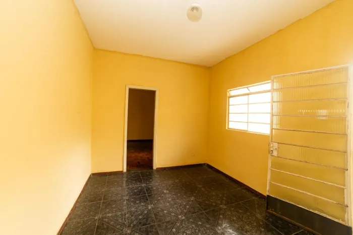 Casa à Venda - Santa Cruz, 5 Quartos, 360 m2