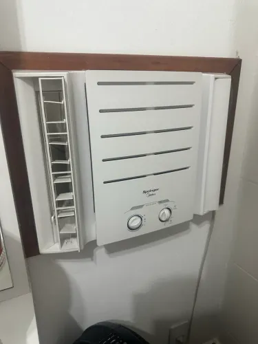 Ar condicionado Springer janela 7.500 btus