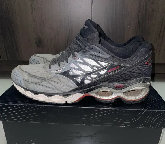 Mizuno Wave Creation 20 - Cinza - Tamanho 42/43