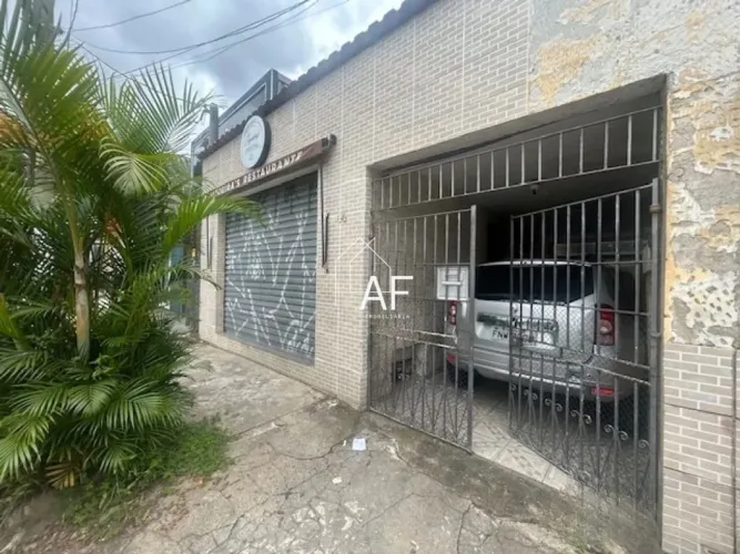 Terreno de 7 metros de frente por 33 de fundos, total de 231 metros