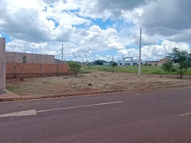 Ágio terreno em frente a UCDB 342 m2