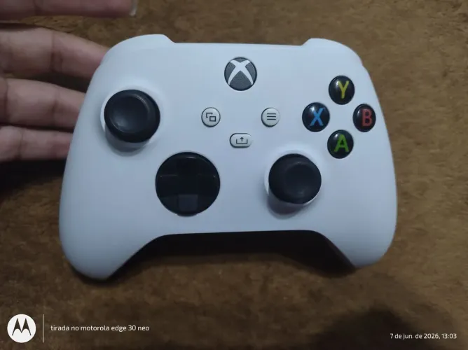 Controle de x box one original funcionando perfeitamente
