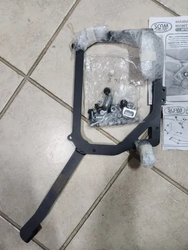 Suporte Baú Lateral SCAM Kawasaki Vulcan S 650 (Apenas 1 Lado) - Novo!