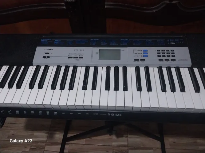 Teclado Casio CTK-1550