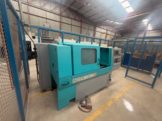 TORNO CNC INDEX MC200