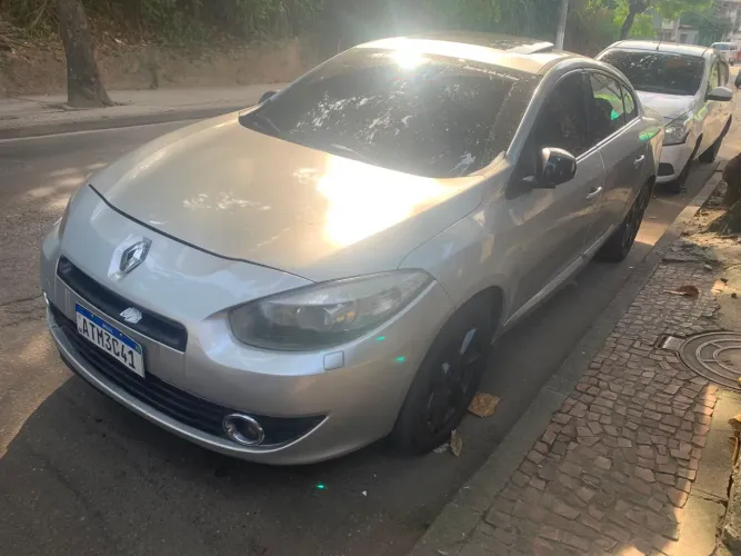 Renault Fluence Sedan Privilège 2.0 16V Flex AUT 2011
