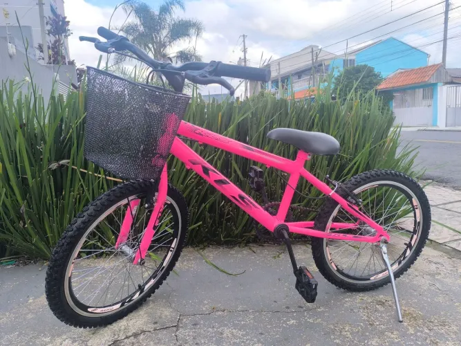 Bicicleta infantil Feminina Aro 20..