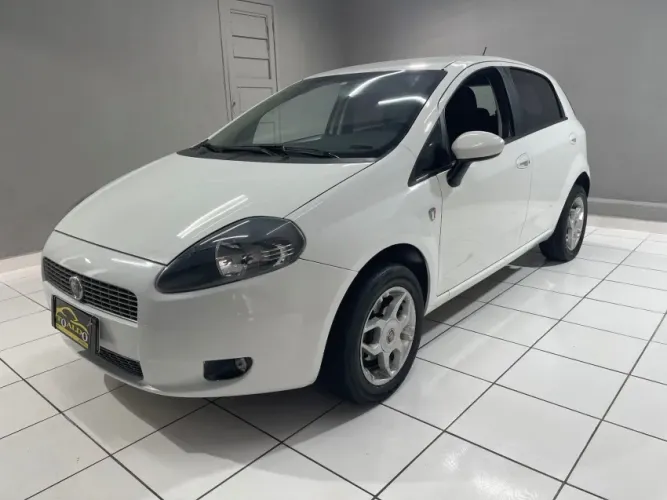 Fiat Punto Attractive 1.4 Fire Flex 8V 5P 2012
