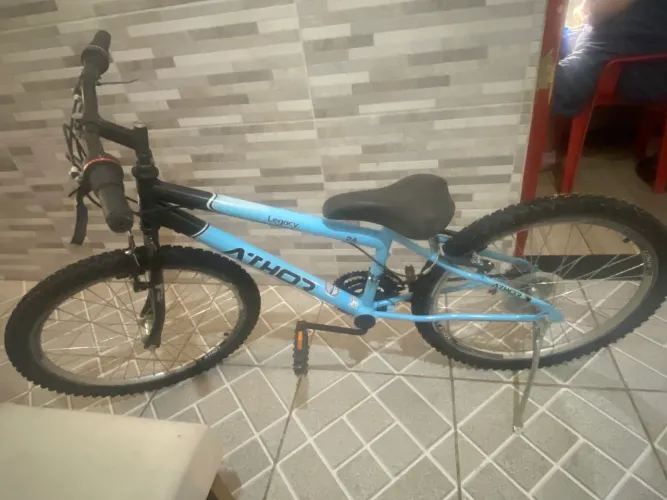 Bicicleta Athor Legacy Aro 24 Azul - 18 Marchas - Seminova