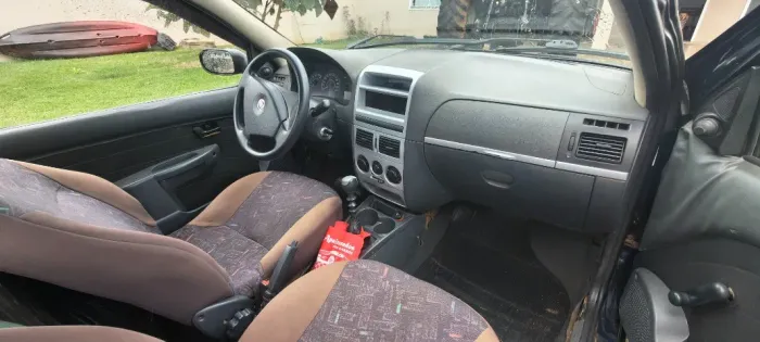 Fiat Strada Trekking 1.8 MPI Flex 8V CS 2010