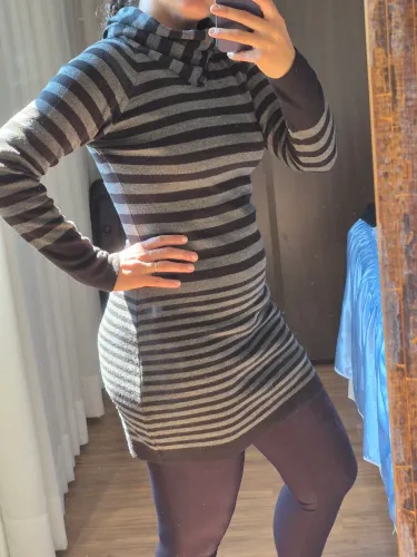 Vestido lãnzinha curto manga longa