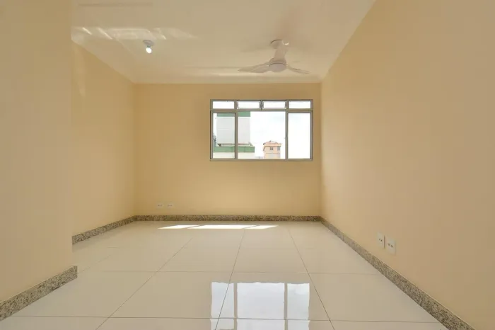 Apartamento à Venda - Santa Tereza, 3 Quartos, 107 m2