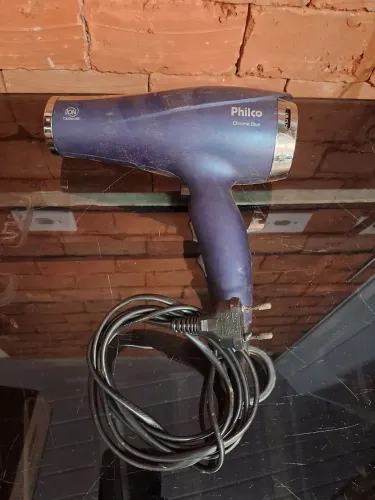 Vendo secador de cabelo R$150