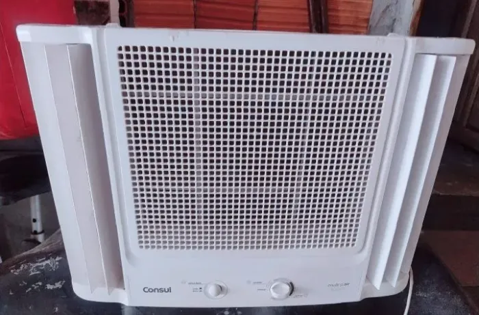 Vendo ar condicionado 10.000 btus. Gelando perfeitamente