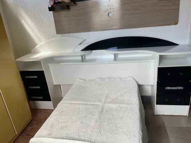 Vendo cabeceira de cama casal