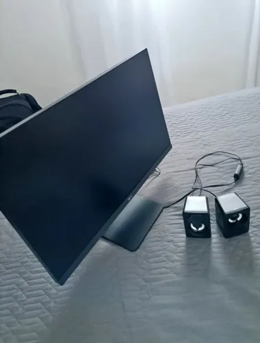 Monitor LG 24