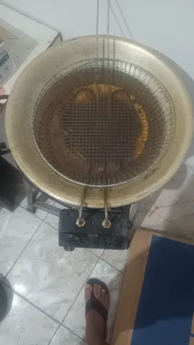 Fritadeira elétrica e a gás