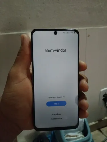 SM20+128GB Semi novo 500 reais 