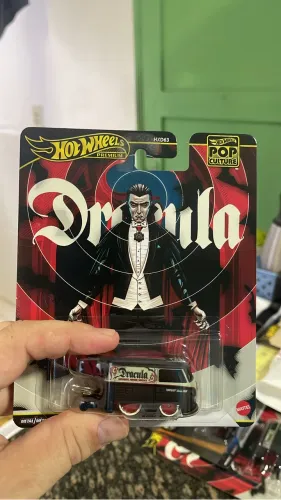 Hot Wheels kool kombi Drácula 2026