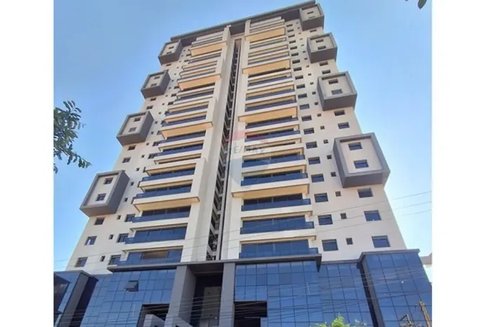 "Luxo e Conforto: Apê com 188m² na Vila Aurora"