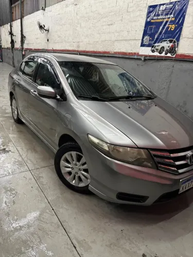 Honda City Sedan LX 1.5 Flex 16V 4P Mec. 2013