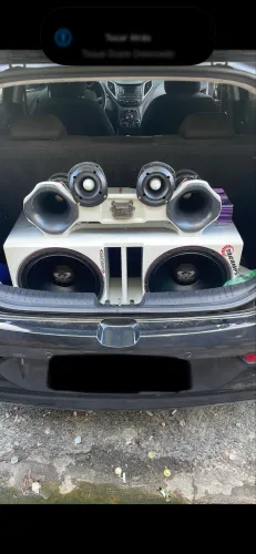 Som automotivo