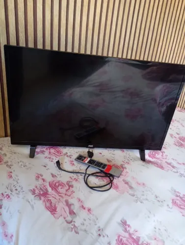 Tv aoc 32 polegadas com cabo controle tv esta tudo ok 